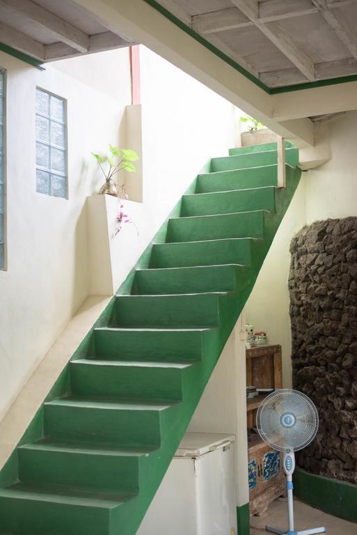 Serenity House Hotel Ubud  Exterior photo