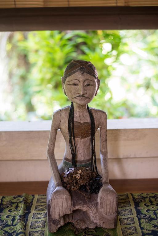 Serenity House Hotel Ubud  Exterior photo